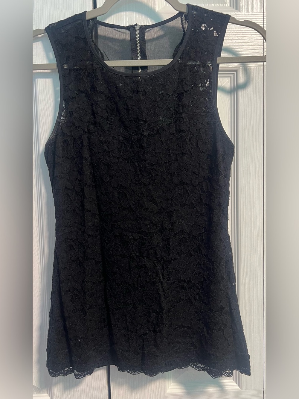 Express Sleevless Black Floral Lace Top